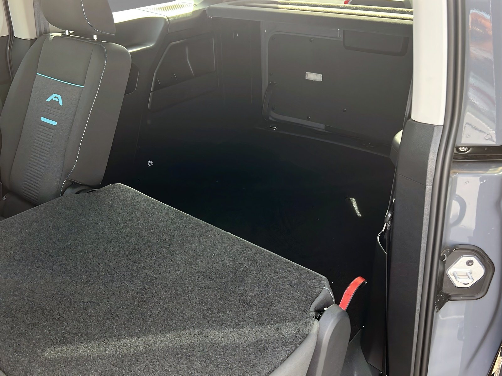 Grand Tourneo Connect L2 Allrad, Ganzj, Standhz. Bild 15