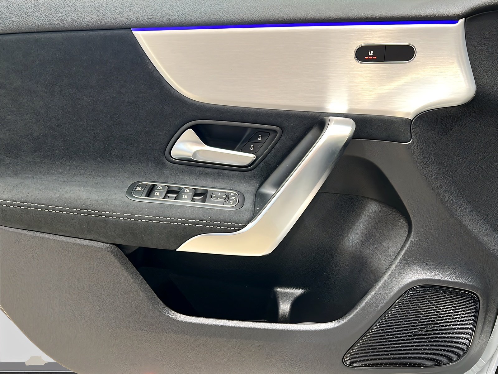 A 200 AMG+LED+NIGHT+Kamera+CarPlay+Pano+LrHz Bild 13
