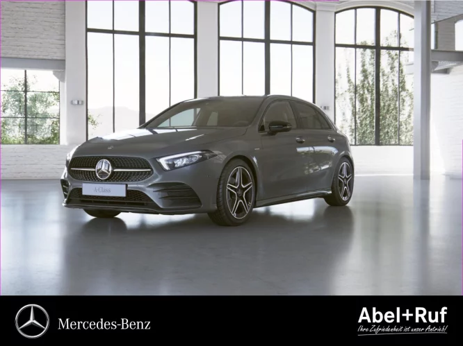 Mercedes-Benz A 180 AMG + LED + NIGHT + CarPlay + Ambiente + Tempo + DAB